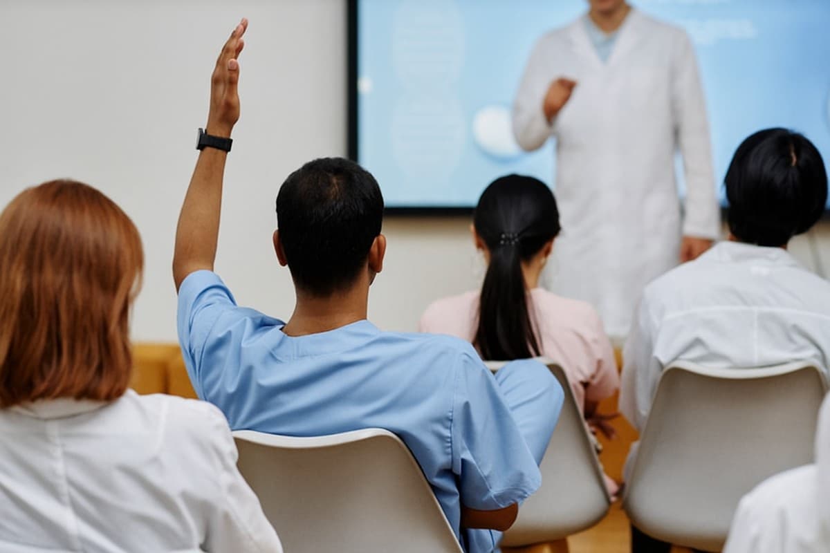 Care Connect: Mastering Communication & Conflict Resolution